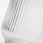 Riller detaljer glass i et studio. 