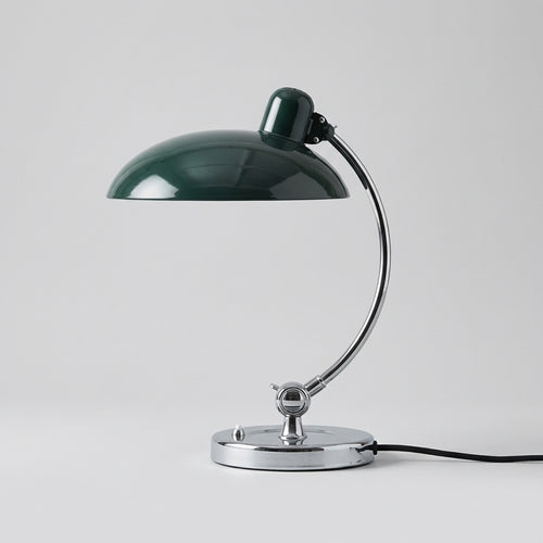 Bordlampe med soppholde i metall i grønn med sølv metall strand.