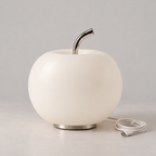Bordlampe i glass med epleform og touch-bryter