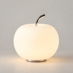 Bordlampe i glass med epleform og touch-bryter