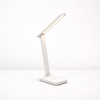 Fin led lampe i et fint studio. 