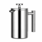 French press laget av stål  i et hvitt studio. 