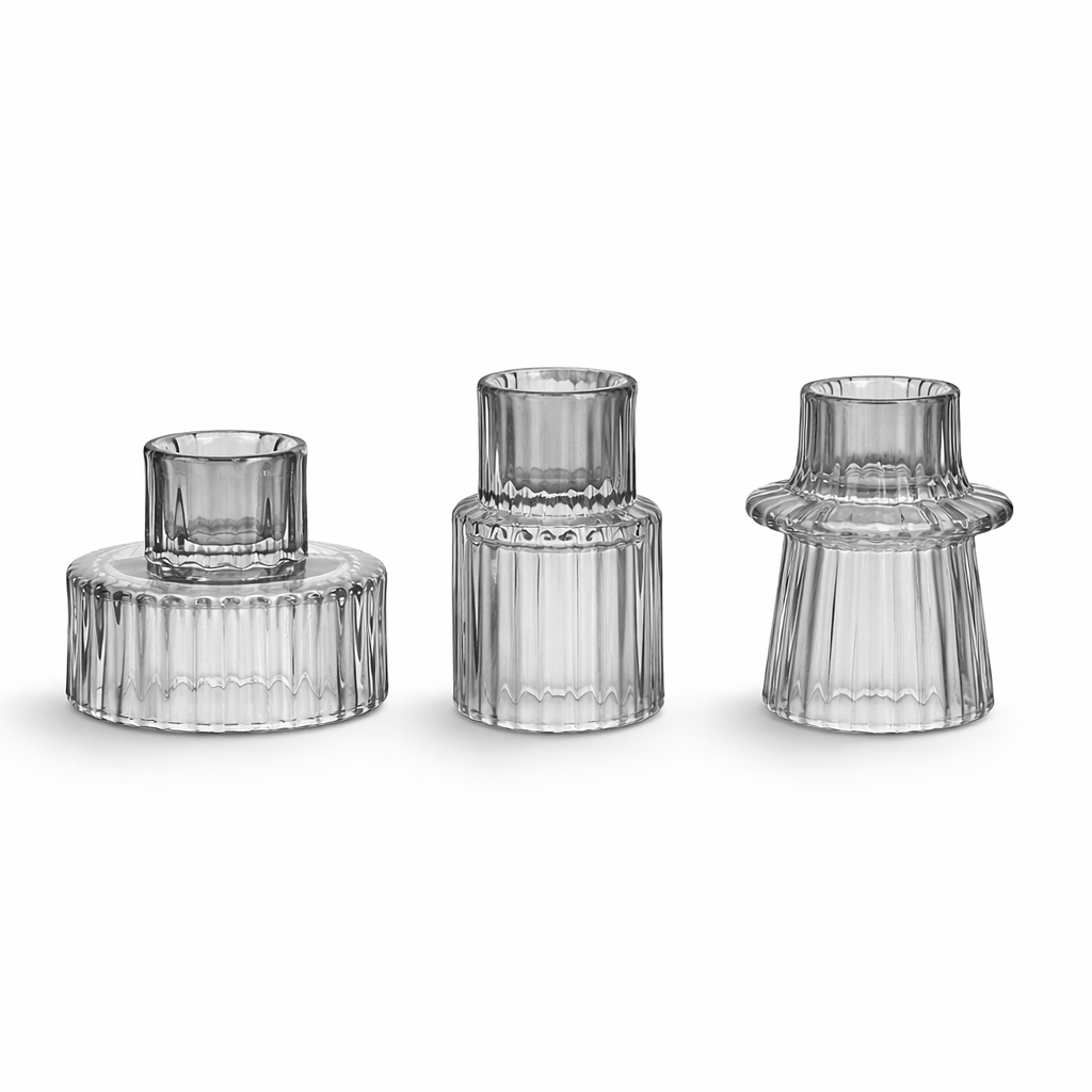 Små grå lysestaker i 3 pakkning. 