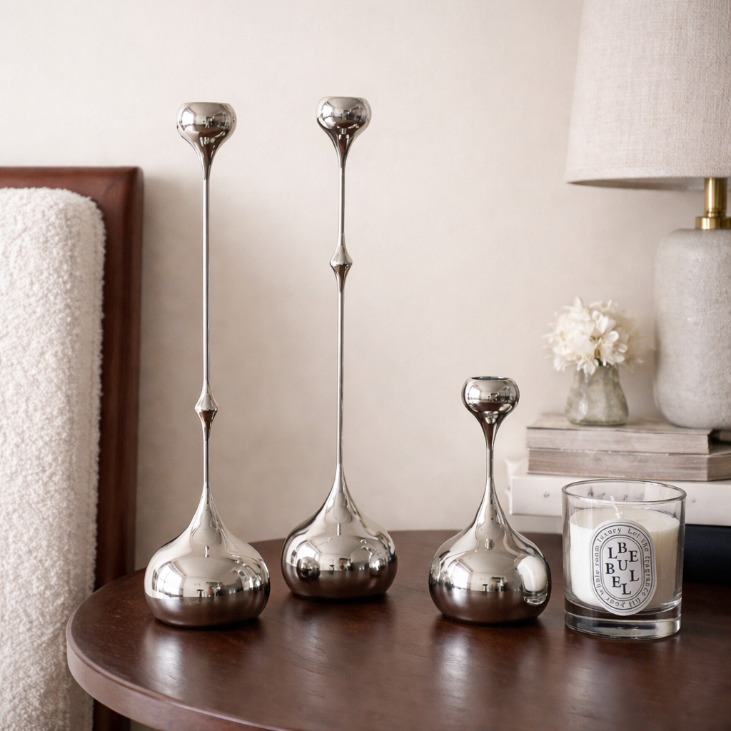 Lysestake i Rustfritt Stål – Skulpturell Form