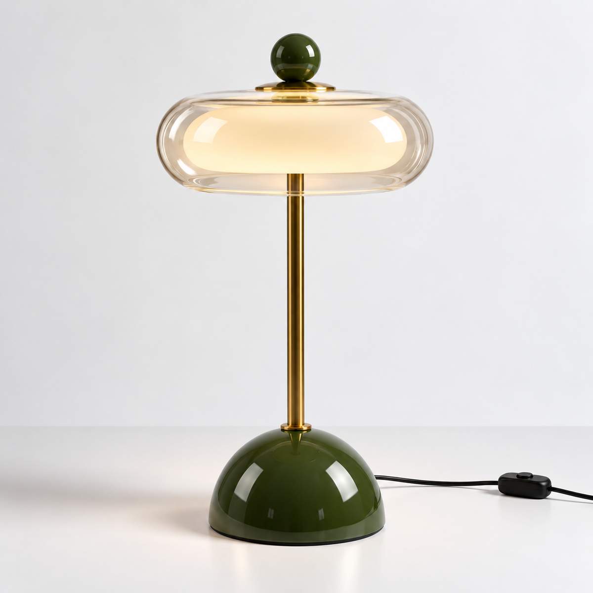 Bordslampa i glas och metall med grön fot