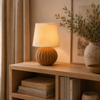 Rund rattan bordslampa med linneskärm