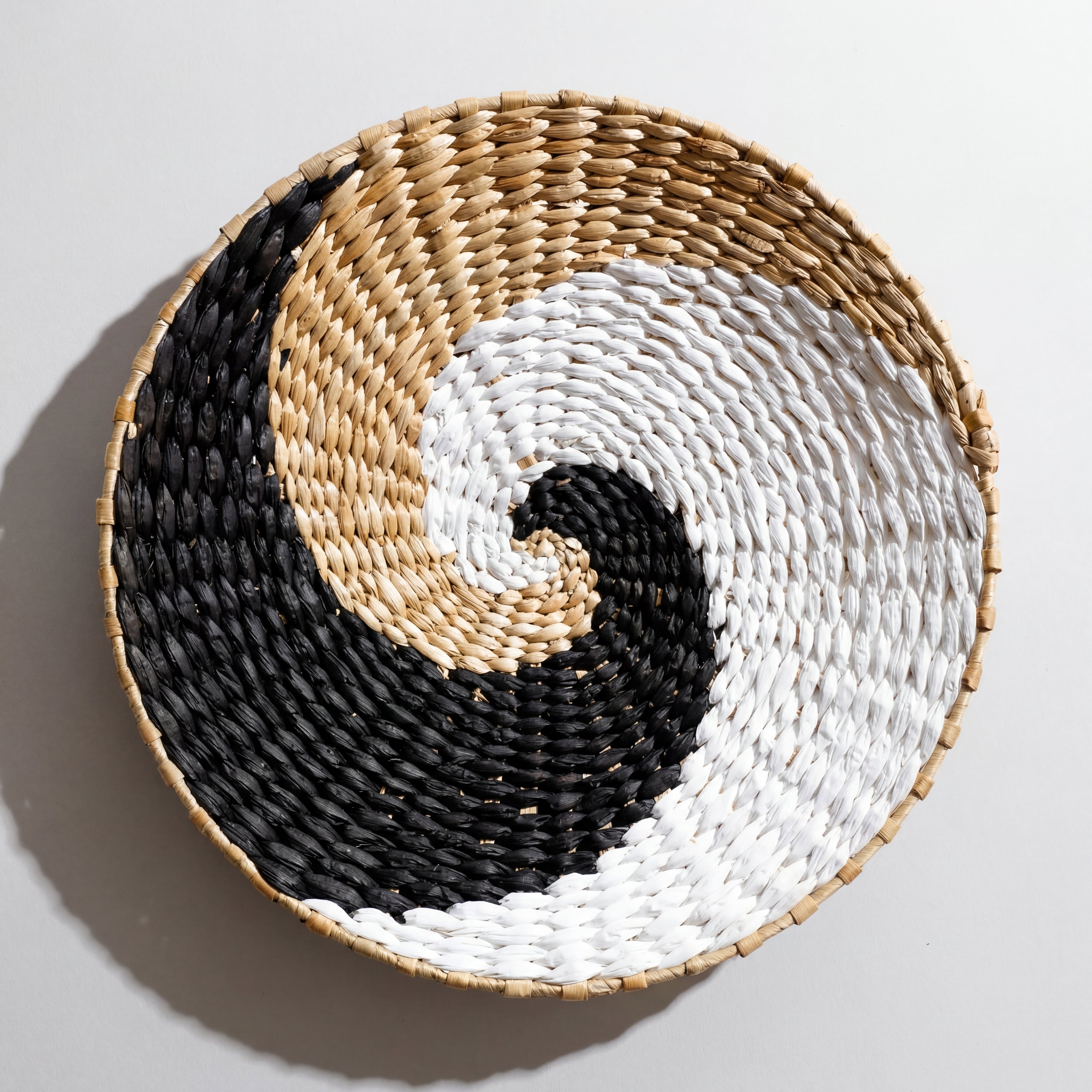 Veggkurv i kult design på en fin studiovegg.