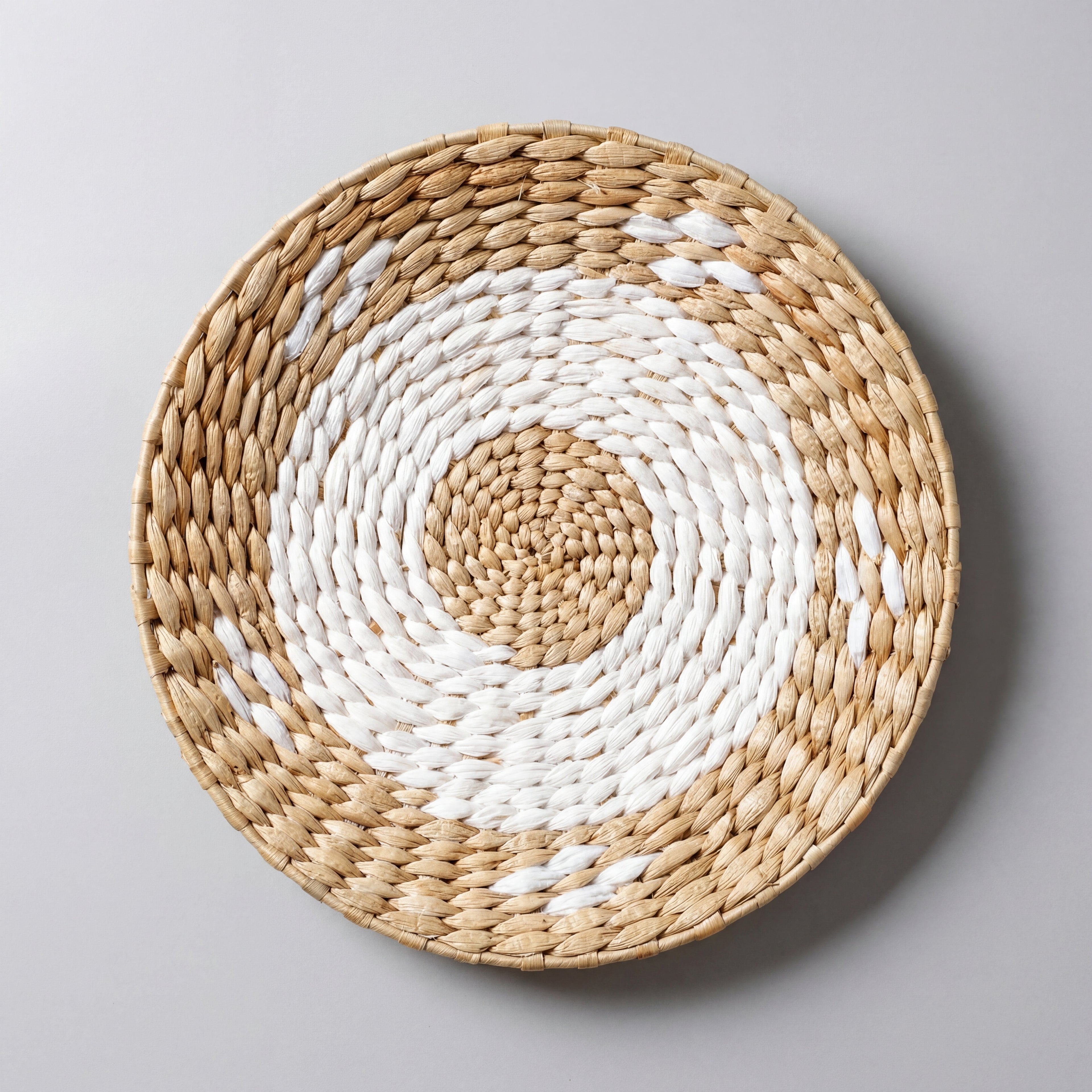 Veggkurv i kult design på en fin studiovegg.