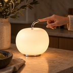 Bordlampe i glass med epleform og touch-bryter